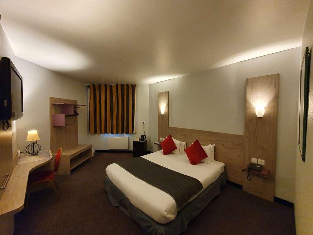 Kyriad Saint Fargeau Ponthierry - Apollonia Zimmer foto